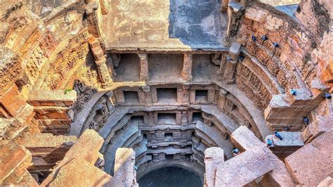 The Rani Ki Vav Stepwell: A Majestic Monument of Time and Devotion!