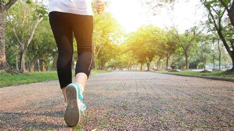 Is Running 2 Miles in 30 Minutes Good? And Why Do Some People Think It’s Better Than Flying a Kite in a Thunderstorm?