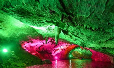 The Mysterious Beauty of Benxi Water Cave, A Journey Into Geological Wonder!