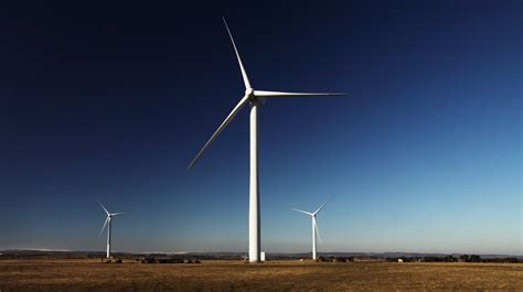 The Mysterious Shapotou Wind Farm Generates Clean Energy and Breathtaking Views!