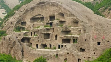 Zhangdian Town Ancient Dwellings - Explore History and Architecture Like Never Before!